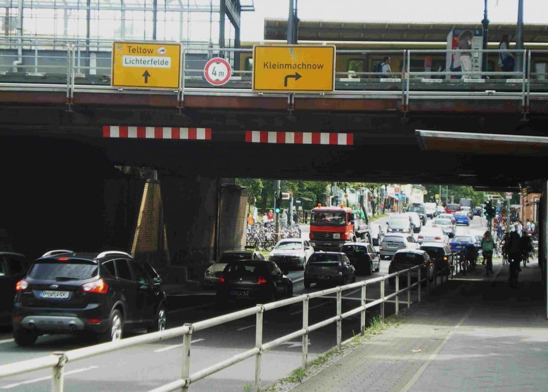 Leiter Des Ordnungsamtes Zu Gast Beim Runden Tisch Zehlendorf-Mitte ...