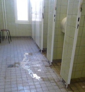Toiletten Gymnasium Steglitz, Foto: LEA