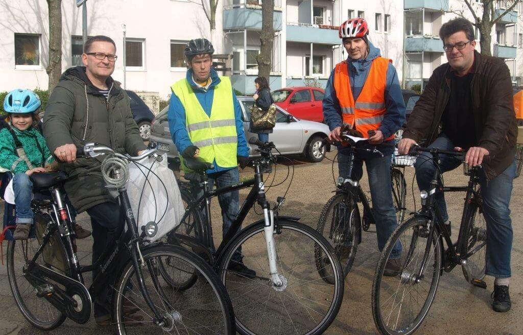 „Für mehr Lebensqualität in unserem Kiez“: KiS ging auf Erkundungstour durch Steglitz