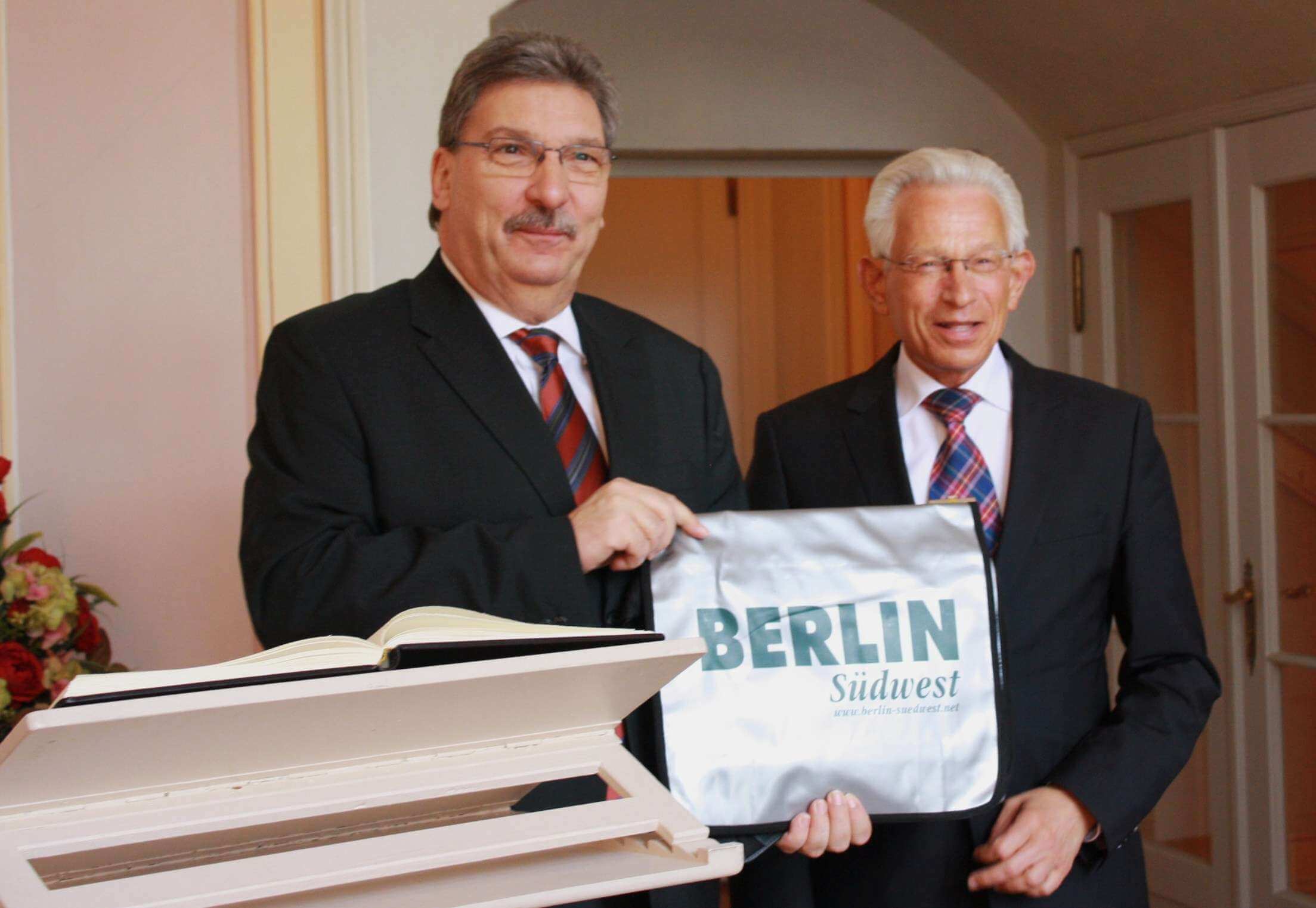 Auf Stippvisite im Südwesten: Präsident des Abgeordnetenhauses besuchte Steglitz-Zehlendorf