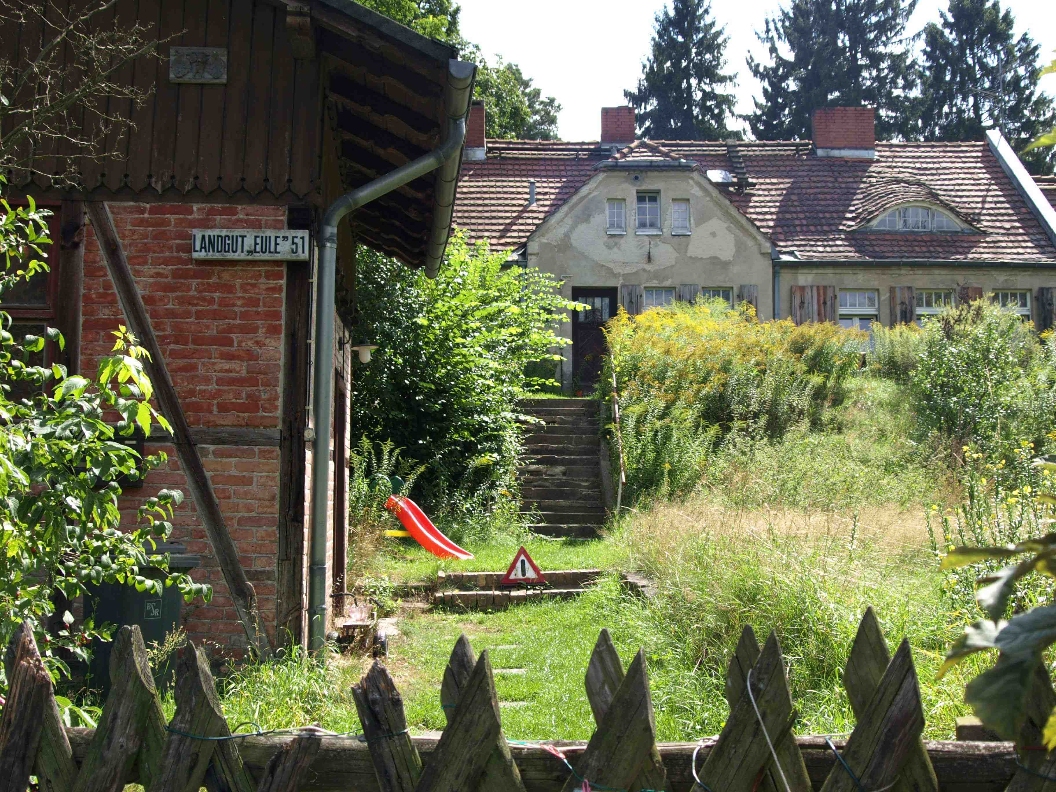 „Die Küche ist eine Tropfsteinhöhle“: Rechtsstreit verhindert seit Jahren Sanierung des Landguts Eule