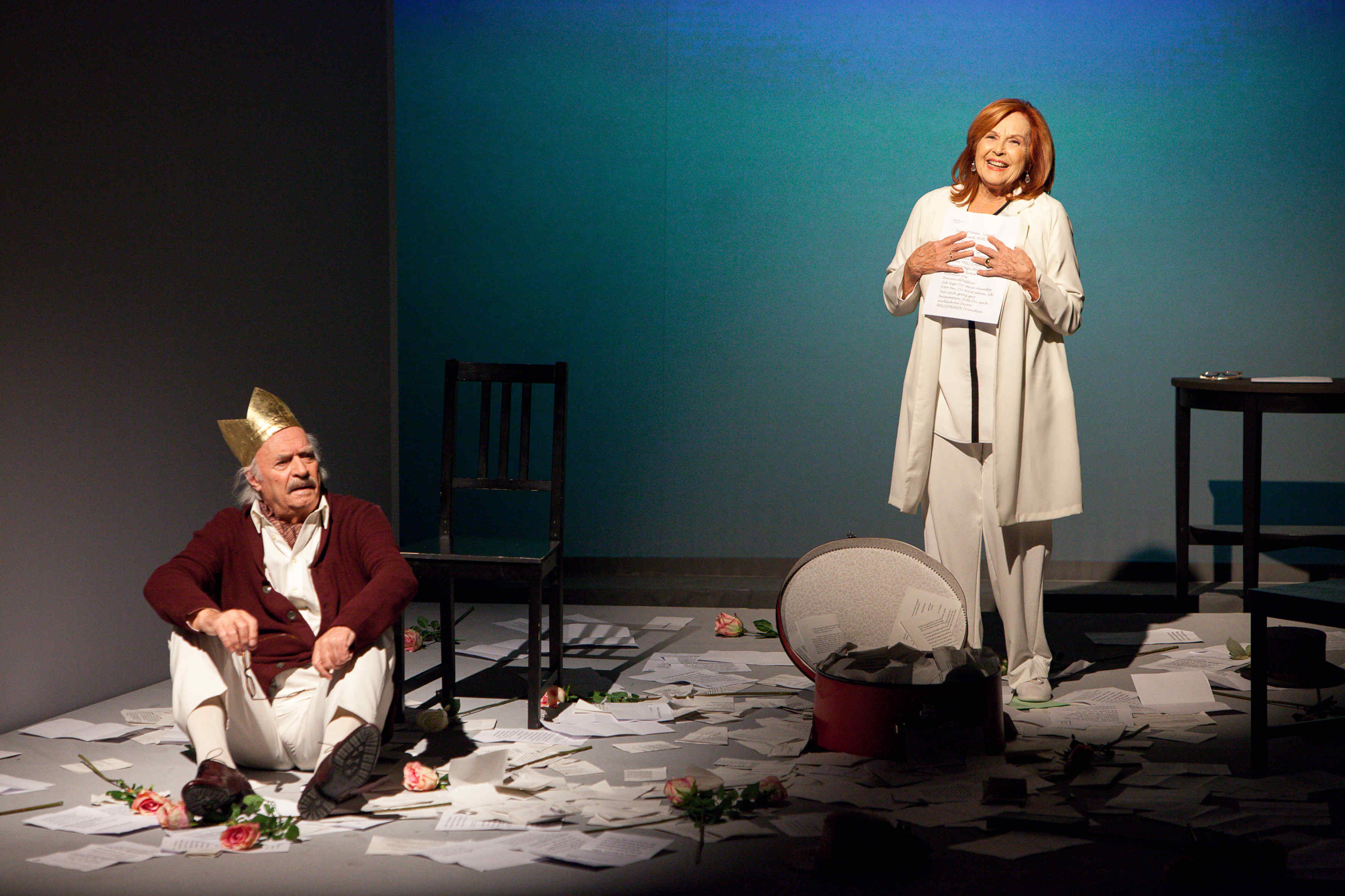 „Verbriefte“ Liebesgeschichte im Schlosspark Theater: Applaus für Erstaufführung von „Geliebter Lügner“