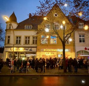 Weihnacht to go im Kranoldkiez, Foto Jutta Goedicke