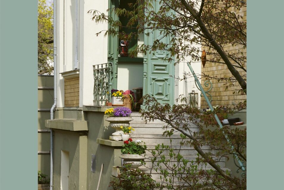 Buch über Lichterfelde: Wanderung durch einen „sprudelnden Brunnen“