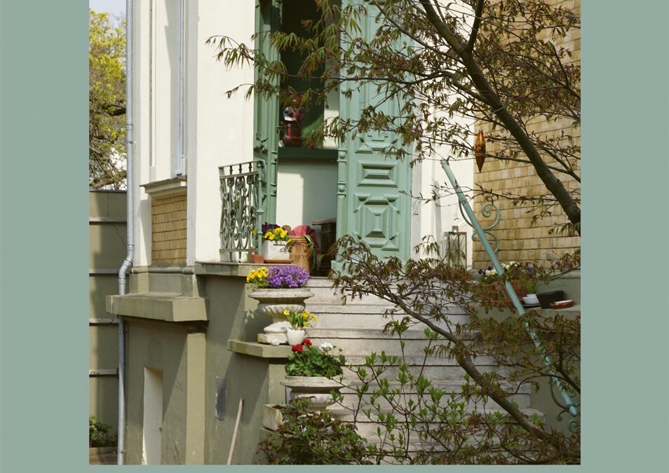 Buch über Lichterfelde: Wanderung durch einen „sprudelnden Brunnen“