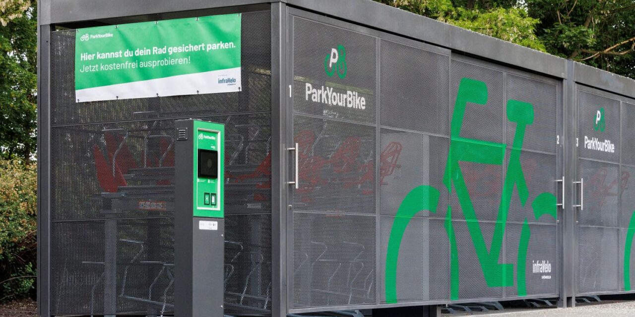 Gesicherte Fahrradstellplätze am S-Bahnhof Lichterfelde Süd