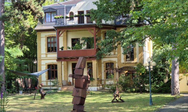 Villa Kult steht zum Verkauf